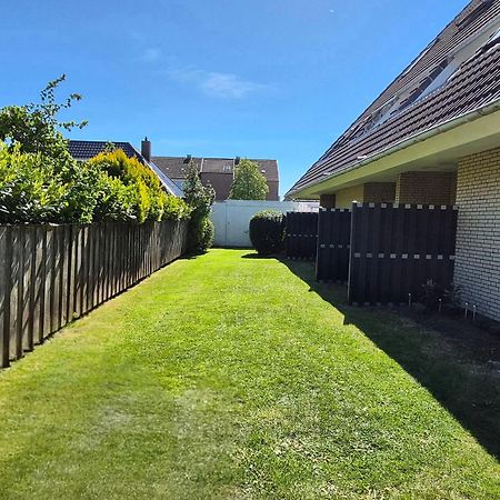 Haus Meeresbrise Busum Exterior photo